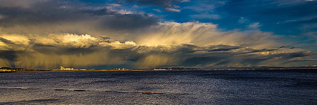 cloud meets water landscape